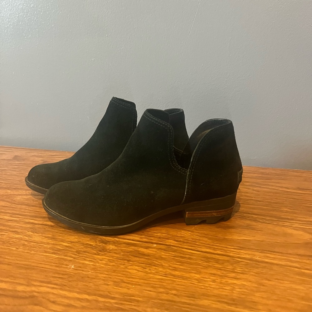 SOREL ANKLE BOOTS